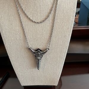 Vase Flower holder necklace, pendant. Like new condition.